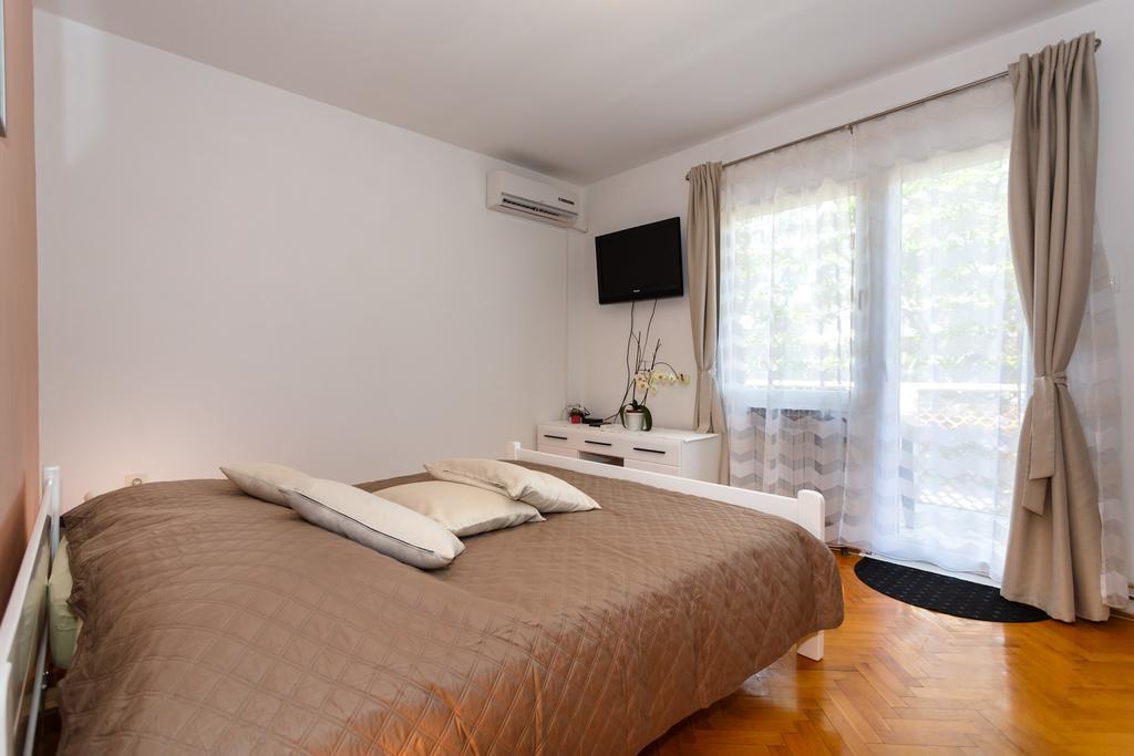 Apartments D Krk Town Buitenkant foto